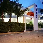 Montgo Отель