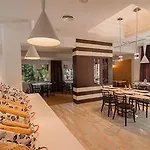Montgo Отель 2*