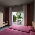 Отель Montgo 2*