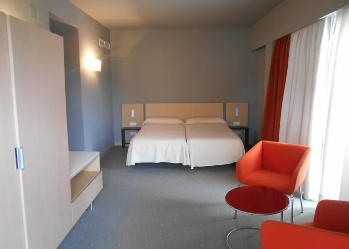 Hotel Montgo 2*